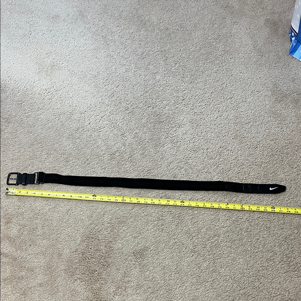 Nike Baseball/Softball Black Elastic Belt with White Swoosh